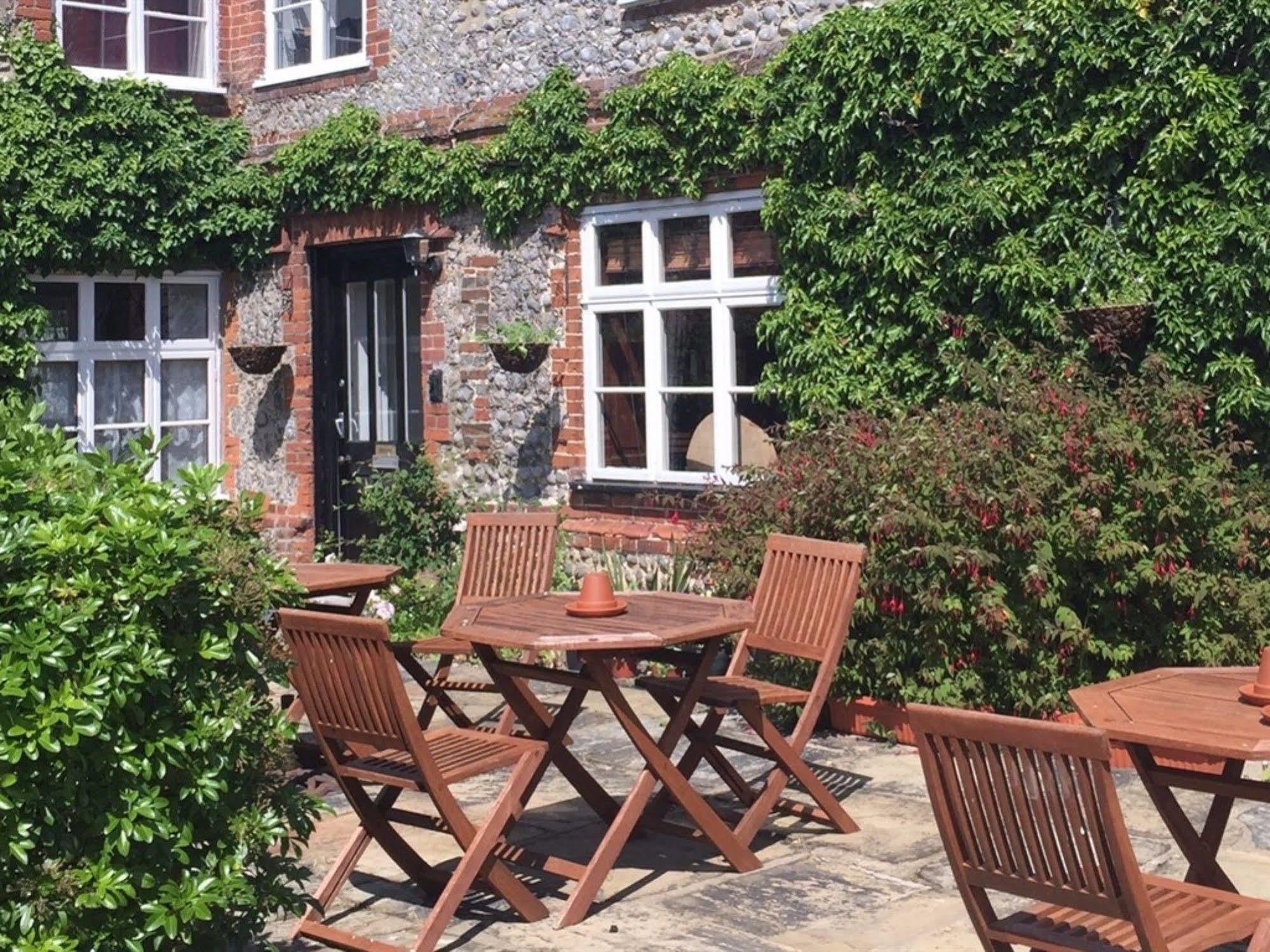 The Wheatsheaf Hotel มันด์สลีย์ ภายนอก รูปภาพ